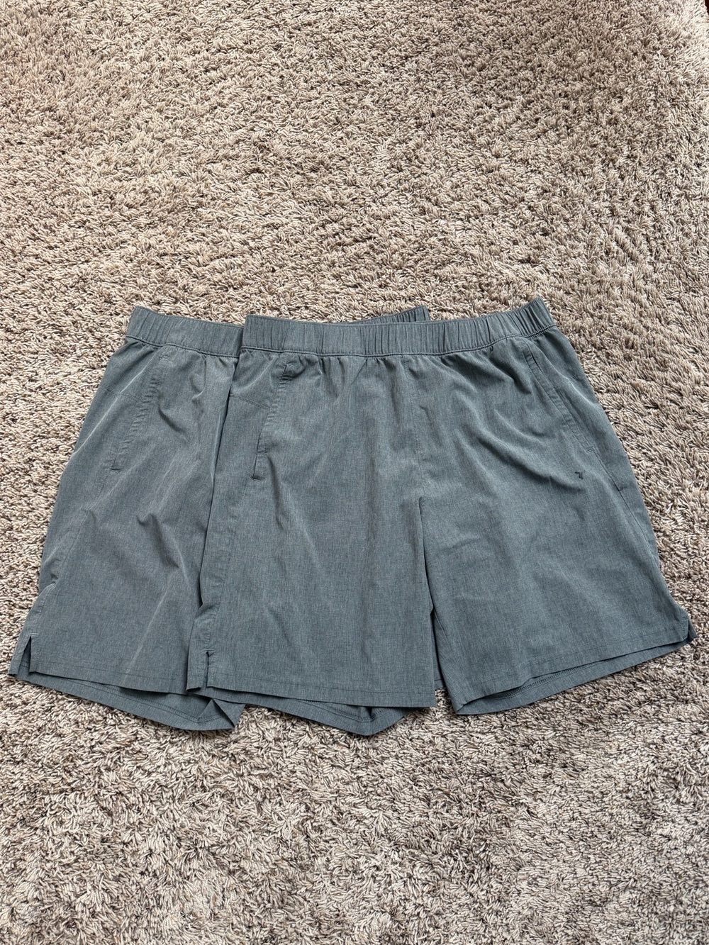 6 Pairs of Men’s Old Navy Active Essentials Quick Dry Shorts Size Large - Picture 2 of 8